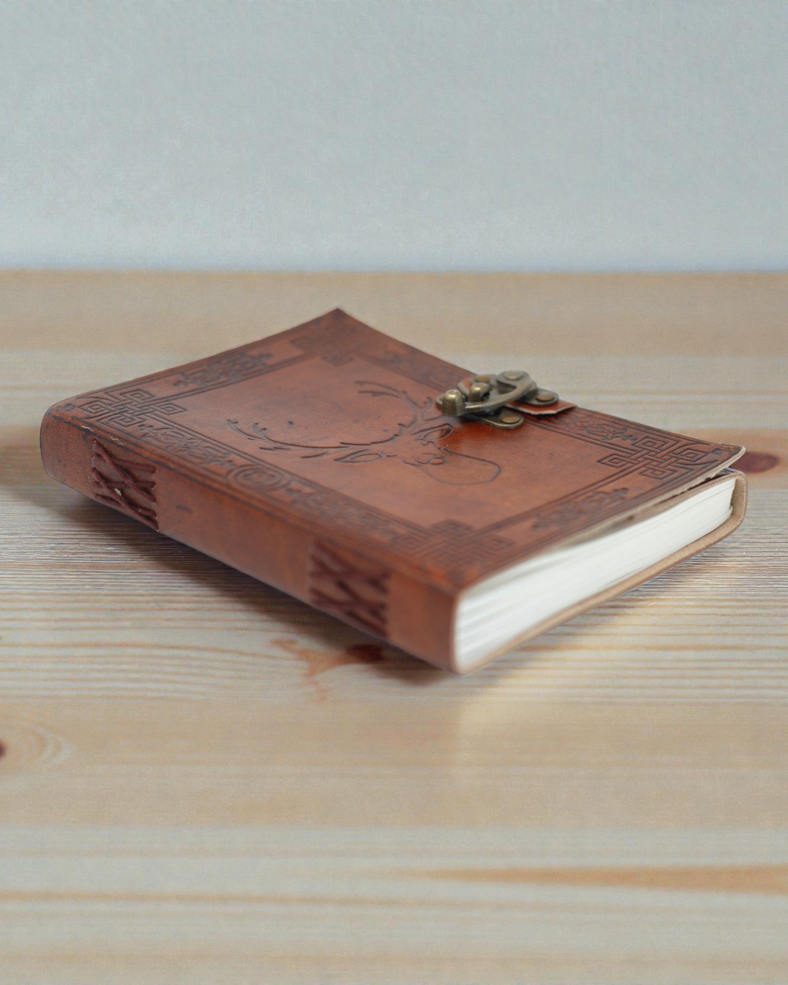 Cervus Spirit – Ledernotizbuch mit Hirschmotiv