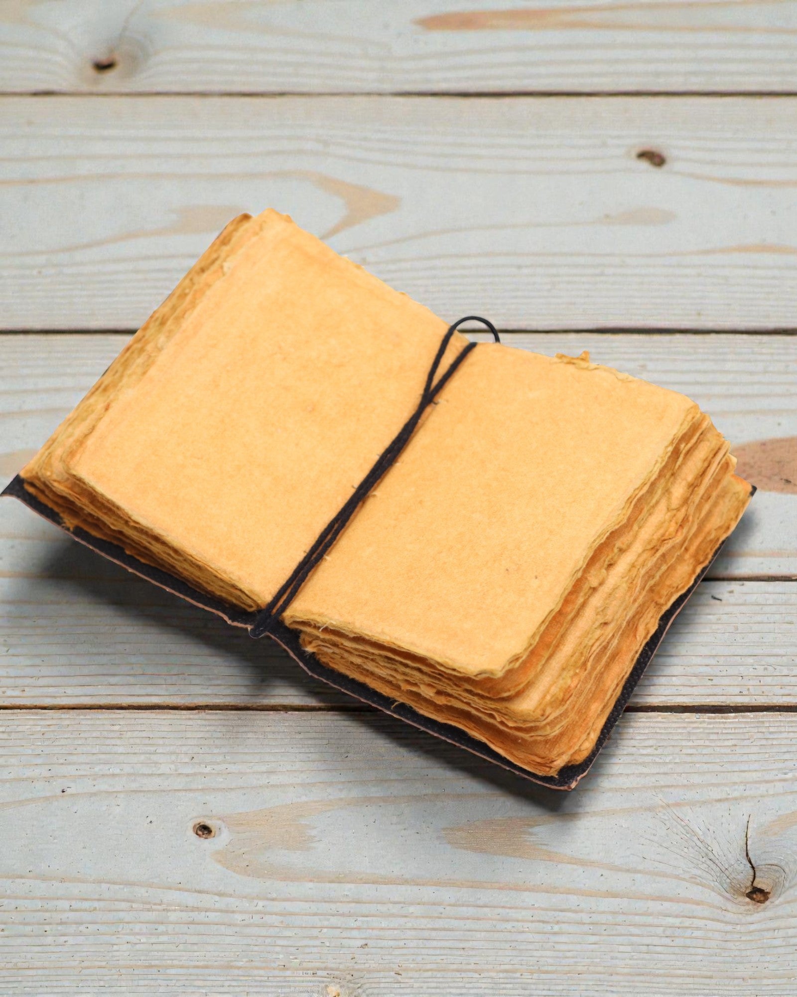 Narratio Anima – Leder-Notizbuch Die Geschichten, die ich mir selbst erzähle