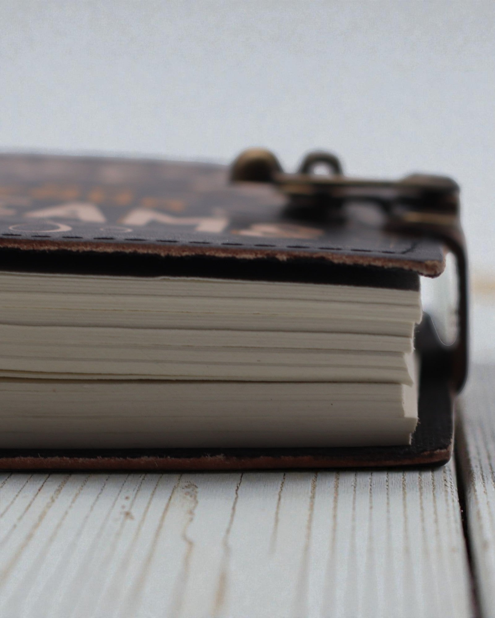 Leder-Notizbuch mit Motivationsspruch „Gib deine Träume niemals auf“ – 17,8 × 12,7 cm