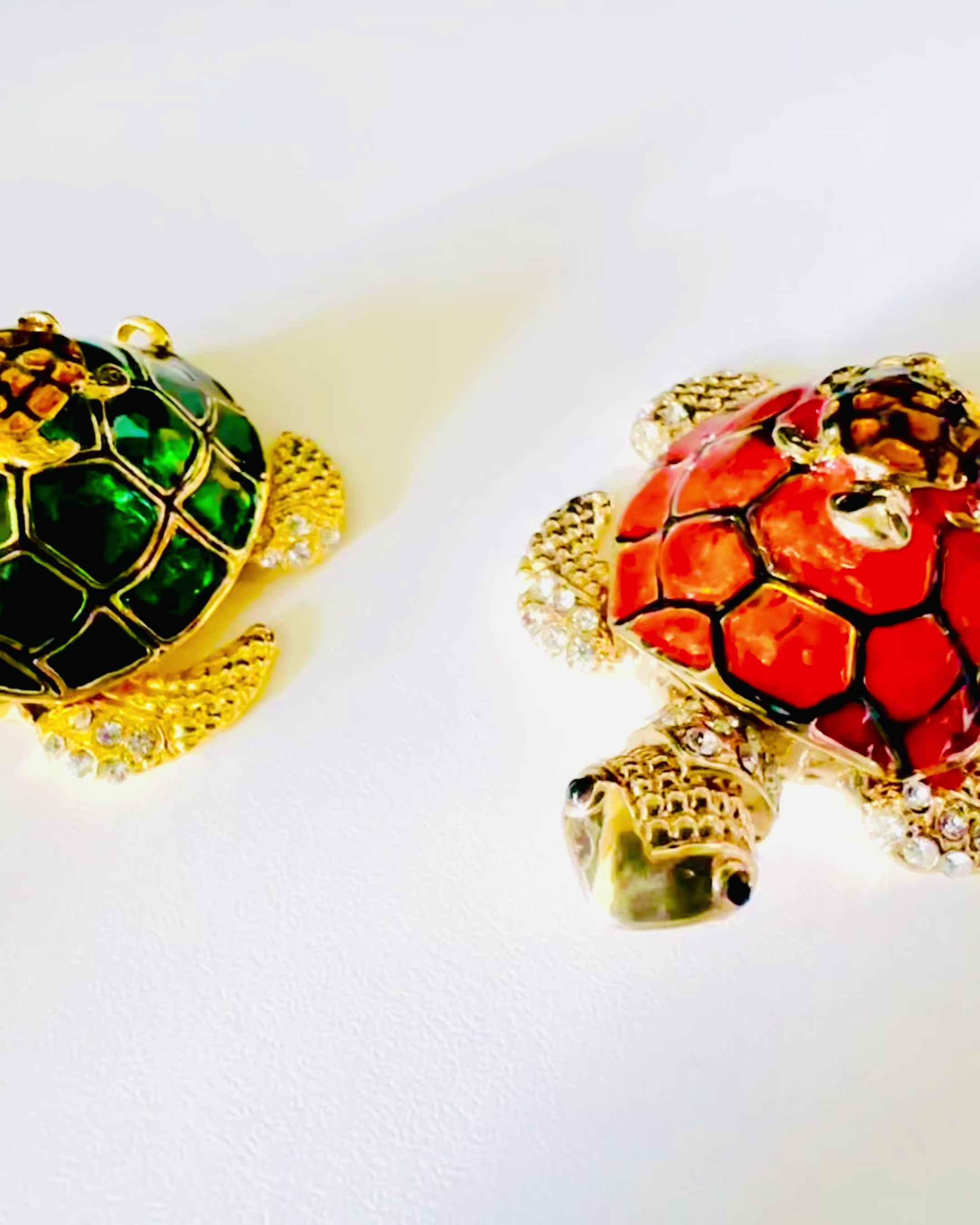 Schmuckkästchen "Schildkrötenfamilie" - Farbe Orange, Personalisierung mit Gravur
