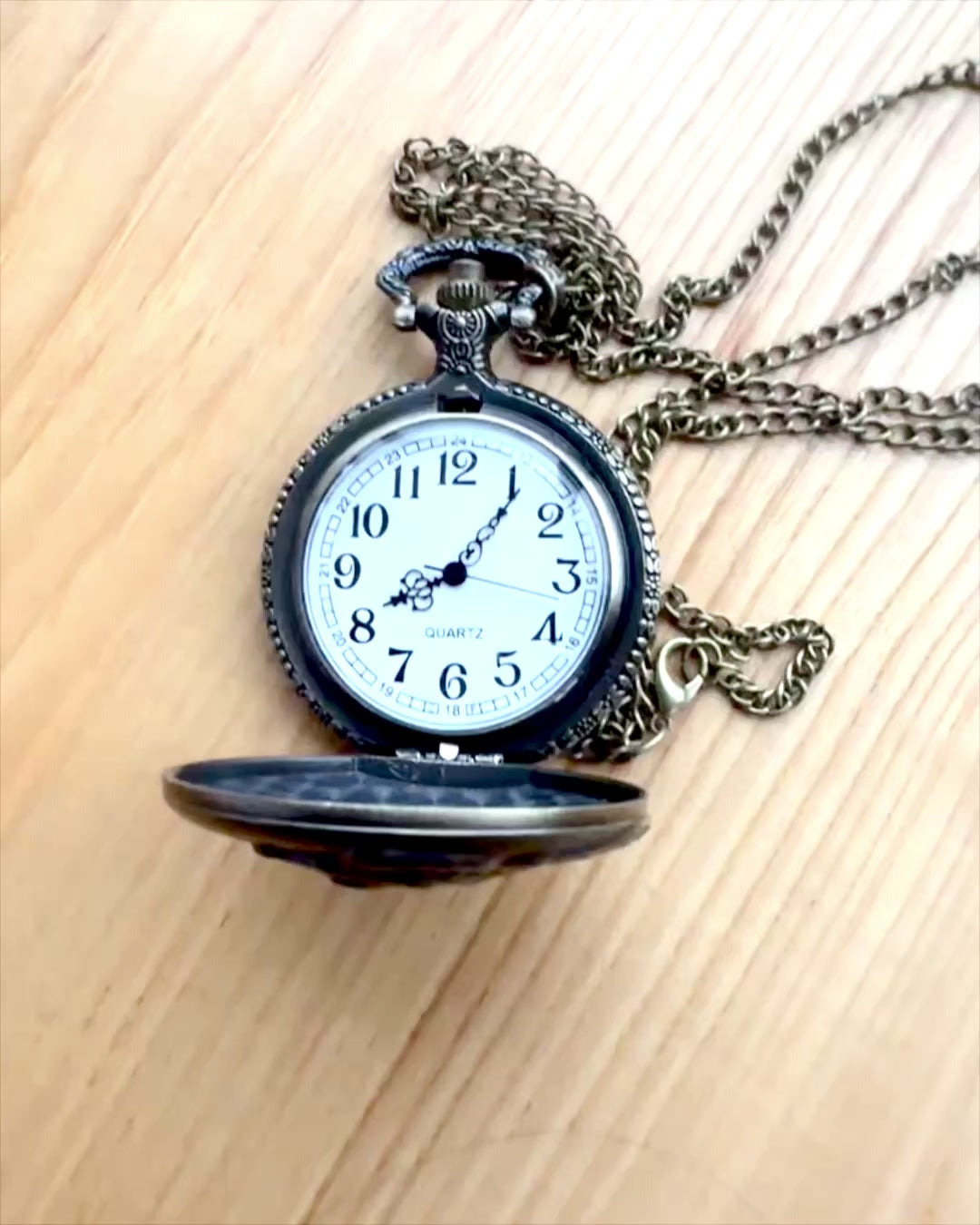 Taschenuhr Zeitlokomotive mit Gravur, als Geschenk, Zugmotiv