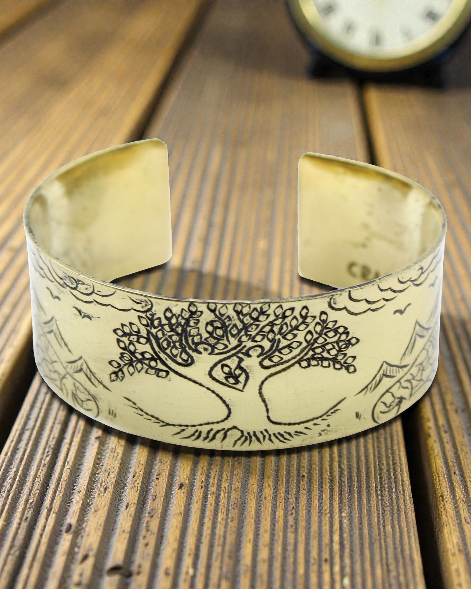 Tibetisches Messingarmband Baum des Lebens – Himalaya-Harmonie