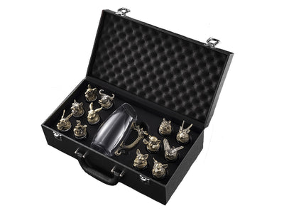 Set aus 12 Gläsern 25ml + Krug 250ml mit Möglichkeit zur Personalisierung durch Gravur
