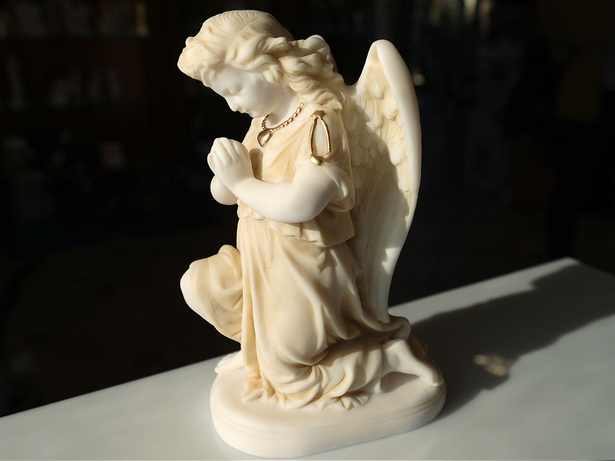 Betender Engel aus Alabaster - Alabasterfigur 25cm mit Möglichkeit zur Personalisierung durch Gravur
