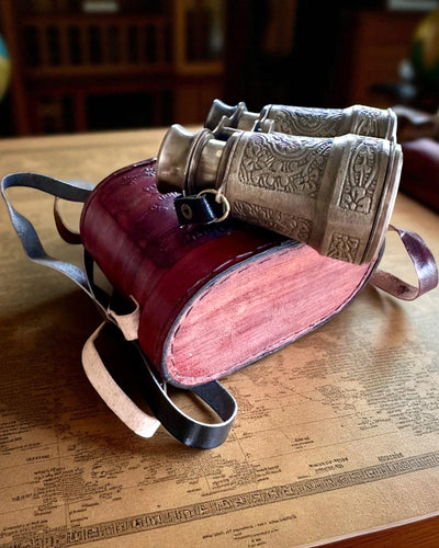 Fernglas mit Ledertasche Victorian's Eye, 11 cm Messing, Handverziert, Personalisierung mit Gravur als Geschenk