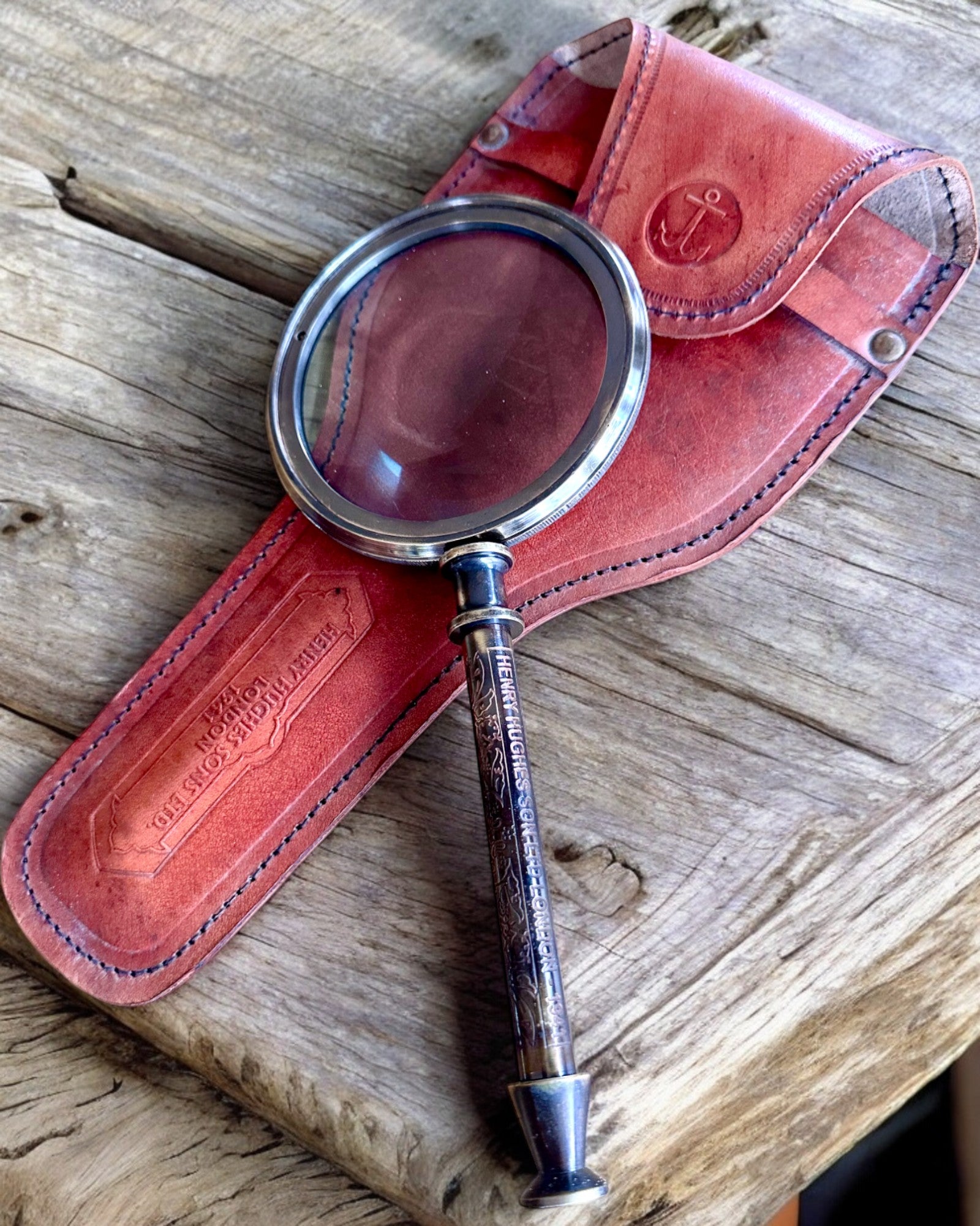 Messinglupe Navigator 1941 mit Ledertasche – Handgefertigt, Premium, personalisierbar als Geschenk