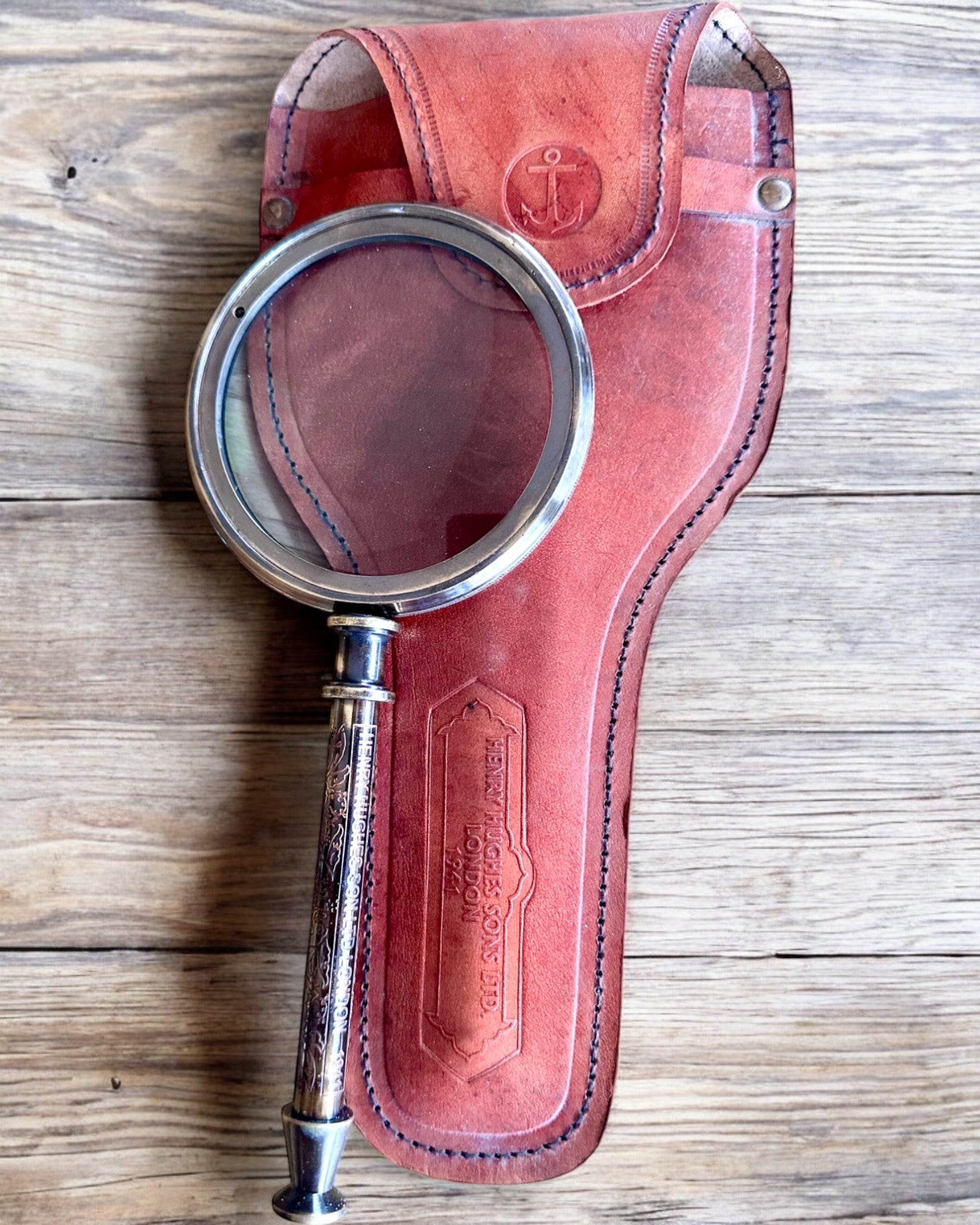 Messinglupe Navigator 1941 mit Ledertasche – Handgefertigt, Premium, personalisierbar als Geschenk