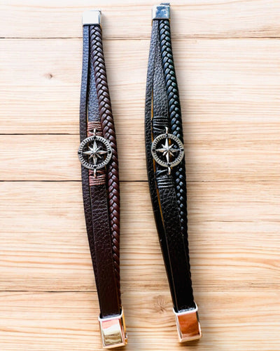 Armband "Compass Adventure" - Möglichkeit zur Personalisierung mit Gravur als Geschenk, 2 Farbvarianten zur Auswahl