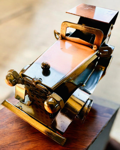 Retro Klassisches Auto, Auto, aus Eisen - Kollektion "Vintage Drive", Automodell, Personalisierung mit Gravur als Geschenk