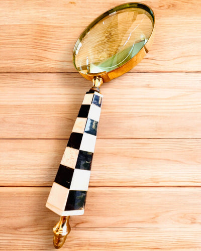 Große Retro-Lupe, Möglichkeit zur Personalisierung als Geschenk mit Gravur - Auswahlmöglichkeiten verfügbar