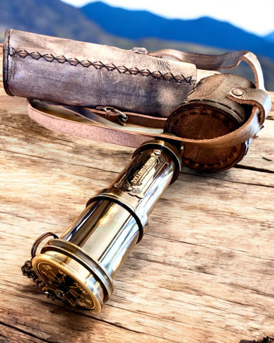 Premium-Fernrohr "Voyager" mit graviertem Fernrohr und Etui aus echtem Leder, Möglichkeit zur Personalisierung mit Gravur als Geschenk