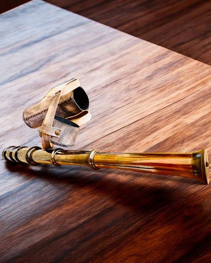 Premium-Fernrohr "Voyager" mit graviertem Fernrohr und Etui aus echtem Leder, Möglichkeit zur Personalisierung mit Gravur als Geschenk