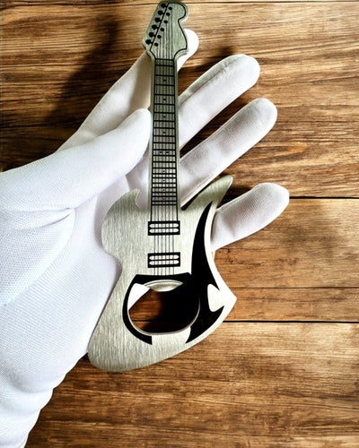 Flaschenöffner Gitarre Rock'n'Open, 2 Varianten, Personalisierung mit Gravur als Geschenk