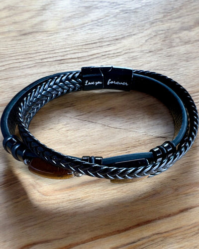 Herrenarmband Magnetic Love – aus Leder mit der Möglichkeit zur Personalisierung durch Gravur als Geschenk