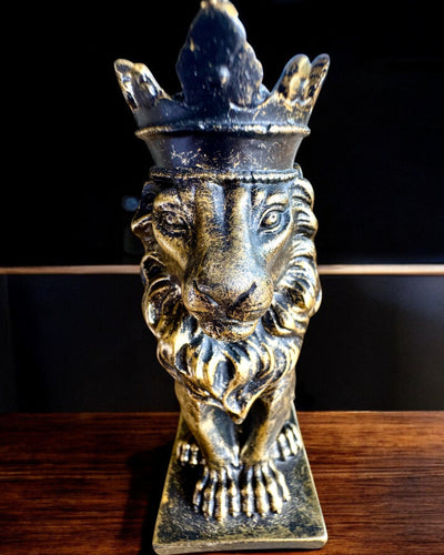 Der König der Löwen – Kompakte 14,5 cm dekorative Figur mit Gravuroption als Geschenk