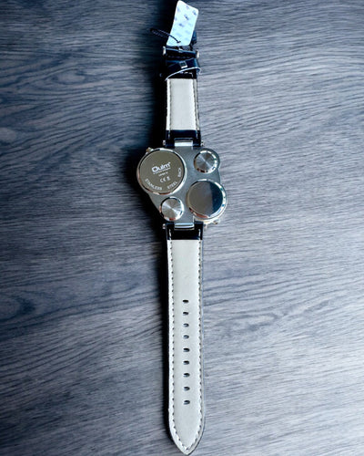 Survival-Uhr „Explorer 4in1“, Möglichkeit zur Personalisierung mit Gravur als Geschenk