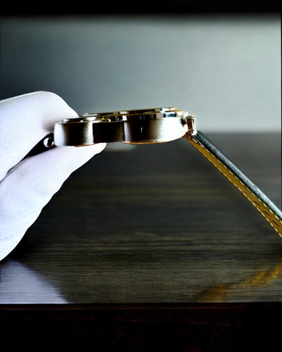 Survival-Uhr „Explorer 4in1“, Möglichkeit zur Personalisierung mit Gravur als Geschenk