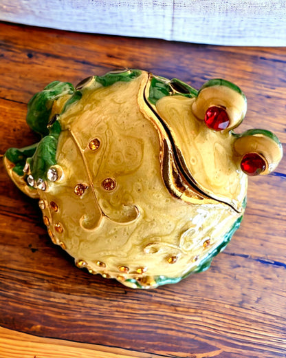 Elegante dekorative Schatulle "Froschschatz" als Geschenk mit Personalisierung, mit Gravuroption