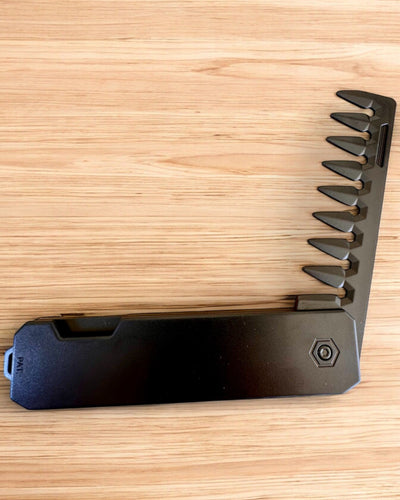 Comblok - Faltbarer Multifunktionskamm, personalisierbar mit Gravur als Geschenk