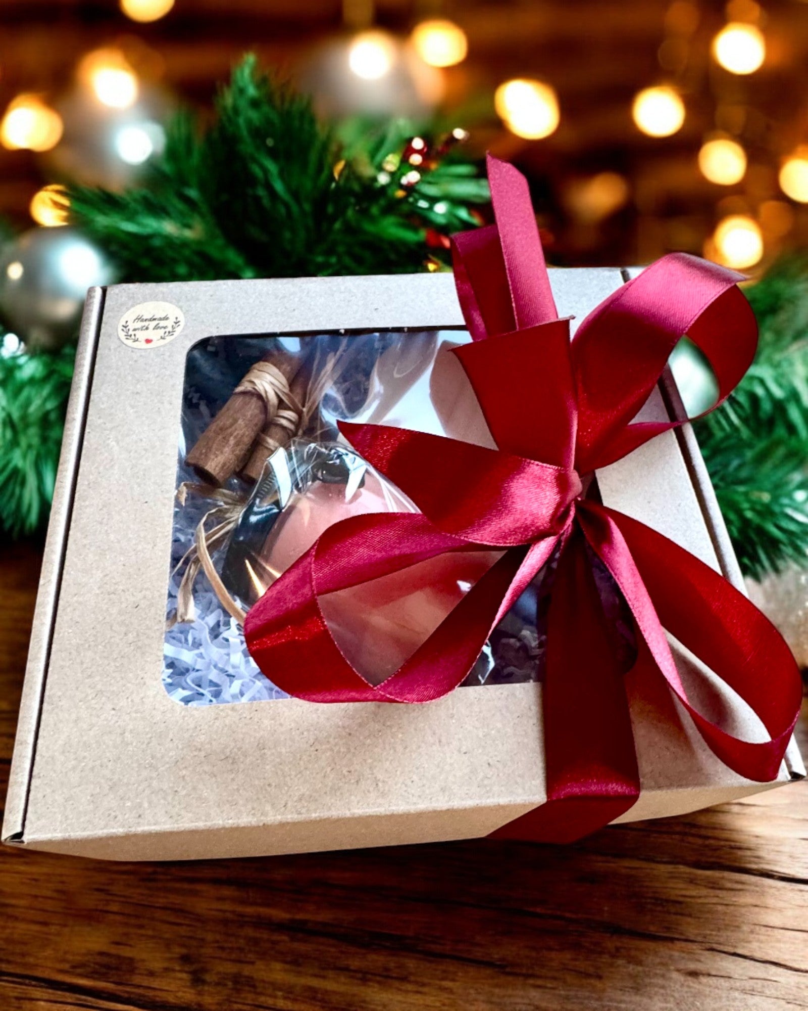 Intentionale Sojakerze 250 ml mit Naturstein – wählen Sie Ihre Energie: Citrin oder Granat, Personalisierung mit Gravur als Geschenk