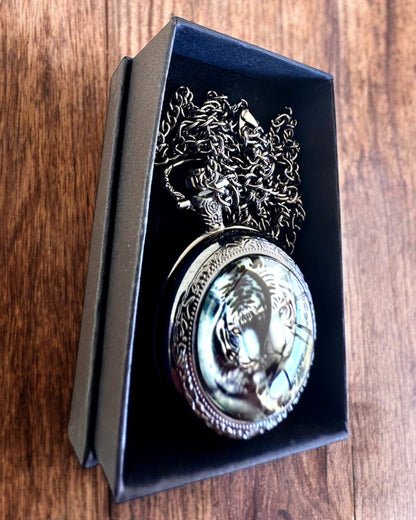 Taschenuhr "Tygriseleganz" aus Edelstahl mit Gravuroption als Geschenk