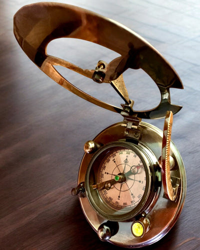 Kapitänekompass Explorer 2 – mit Möglichkeit zur personalisierten Gravur als Geschenk, zwei Farbvarianten zur Auswahl