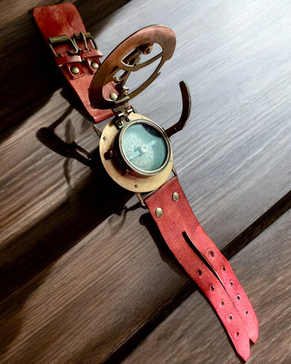 Sonnenuhr "Antiker Kompass", Armbanduhr mit Kompass, Personalisierung mit Gravur möglich