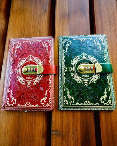 Exklusives Leder-Notizbuch "Sekretnik" A5 mit Zahlenschloss - Personalisierung mit Gravur