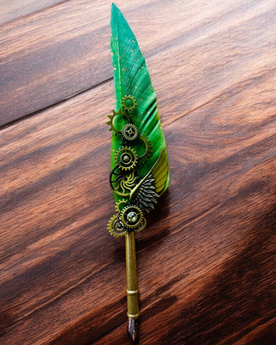 Kalligrafiefeder "Steampunk Eleganz" mit Truthahnfeder - Handgefertigt, 5 Varianten zur Auswahl, Personalisierung mit Gravur als Geschenk