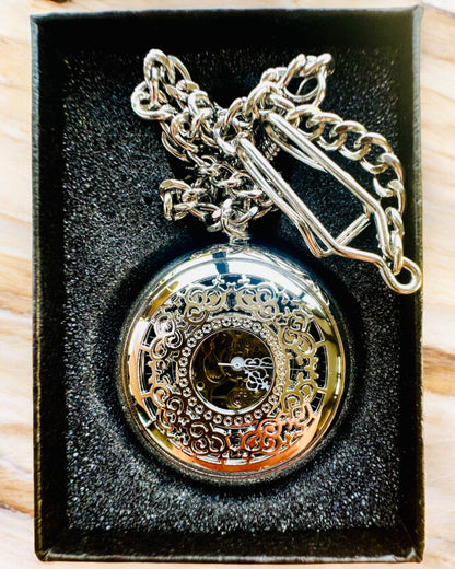 Taschenuhr "Eterna Eleganz", personalisiertes Geschenk, Gravur. Farbe Silber