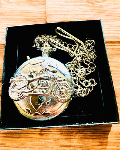 Taschenuhr "Motorrad-Elegant 2" – Gravur als Geschenk, 3 Farbvarianten