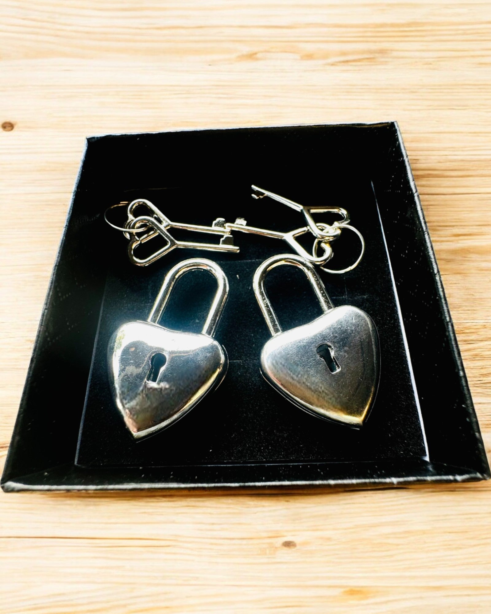 Klucze Miłości - Silberne 2 Mini-Herzschlösser, personalisierbar mit Gravur als Geschenk