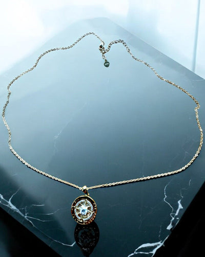 Kompass-Halskette "Sternrichtung", personalisierbar mit Gravur, 2 Farbvarianten zur Auswahl