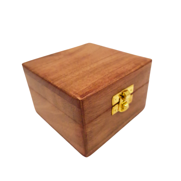 Holzschachtel 6 x 6 x 4 cm - DNU-017