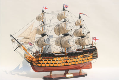 Segelschiffmodell HMS Victory 80cm, montiert, mit Möglichkeit zur Personalisierung durch Gravur - exklusive Geschenkdekoration, handgefertigt aus exotischem Holz, hohe Qualität und Liebe zum Detail