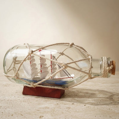 Rafandynka - Schiff in der Flasche auf Holzsockel – S2036B