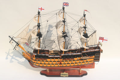 Segelschiffmodell HMS Victory 80cm, montiert, mit Möglichkeit zur Personalisierung durch Gravur - exklusive Geschenkdekoration, handgefertigt aus exotischem Holz, hohe Qualität und Liebe zum Detail