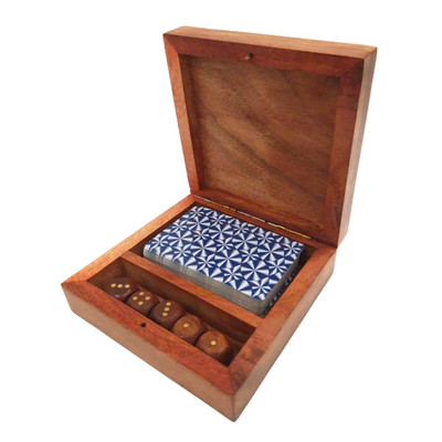 PRODUKTFEHLER: Elegantes Spielset – Kartenspiel und Würfel in Holzbox OUTLET – DNU-010AB