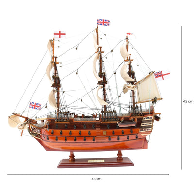 Segelschiffmodell HMS Victory, montiert, 54 cm - handgefertigte Replik mit Möglichkeit zur Personalisierung durch Gravur - ideales Geschenk für Segelliebhaber - hohe Qualität, eleganter Holzsockel