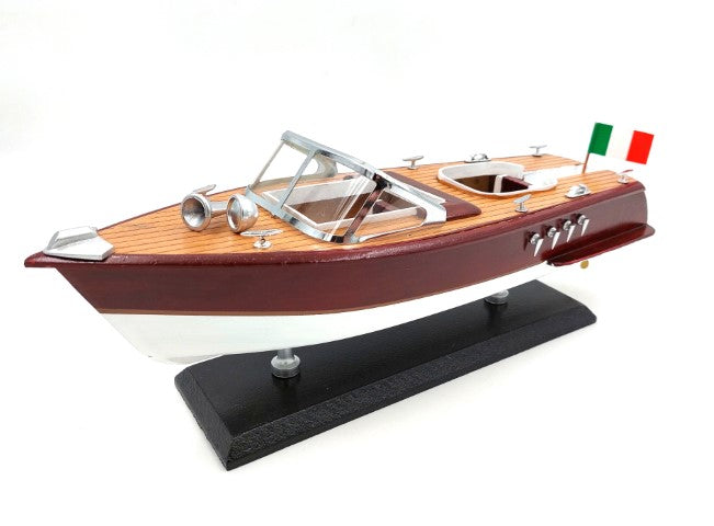 Modell eines Motorboots - ideales Geschenk für Segelsportliebhaber - REE