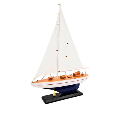 Holzmodell einer Yacht, Höhe 42cm – M1