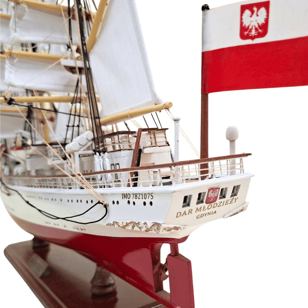 Exklusives Segelschiffmodell des Schiffs Dar Młodzieży XXL 71 cm, Möglichkeit zur Personalisierung durch Gravur