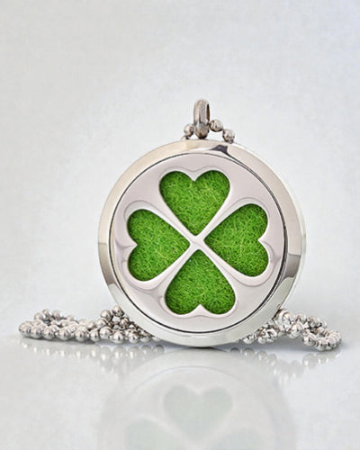 AromaClover – Naszyjnik Aromaterapeutyczny z Medalionem Czterolistnej Koniczyny 30 mm