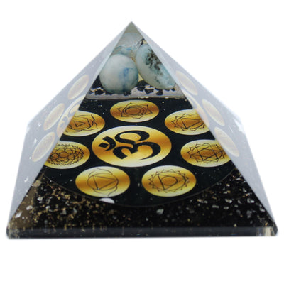Orgonit-Pyramide Midnight Om Chakra