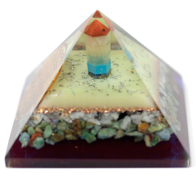Große Orgonit-Pyramide 70mm mit Symbol der Blume des Lebens