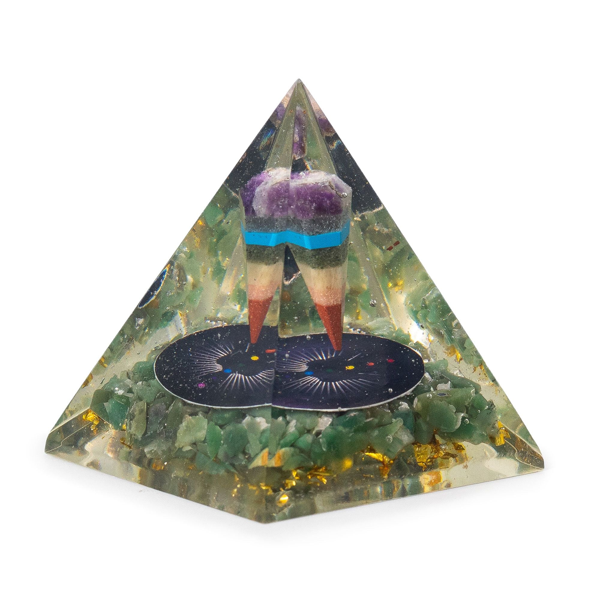 Mittlere Orgonit-Pyramide mit Pendel und grünen Aventurin-Chips 7x6 cm