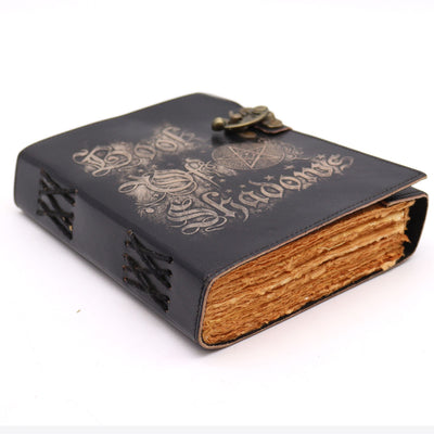 Buch der Schatten - Magisches Notizbuch mit 200 Seiten, dekorativem Rand, 15x21 cm