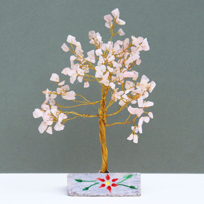 Rosenquarzbaum mit 160 Steinen