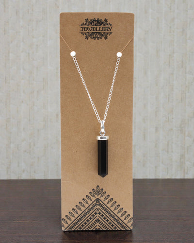 Obsidian-Spitze – klassischer Spitzenanhänger aus schwarzem Achat