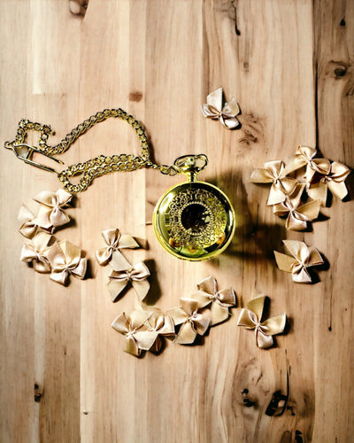 Retro Taschenuhr mit handaufgezogenem Mechanismus, goldene Farbe mit römischer Skala und leuchtendem Zifferblatt, Vintage-Stil